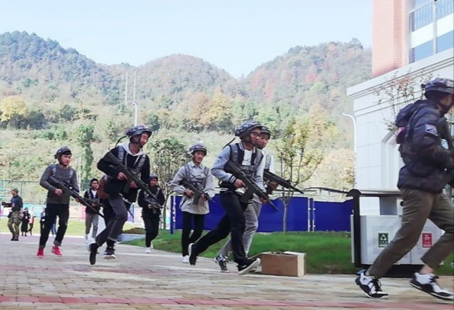 图片5.jpg 图片5.jpg