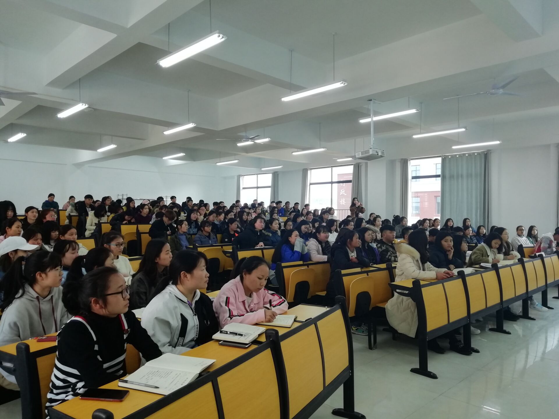qq图片20190305100052.jpg qq图片20190305100052.jpg