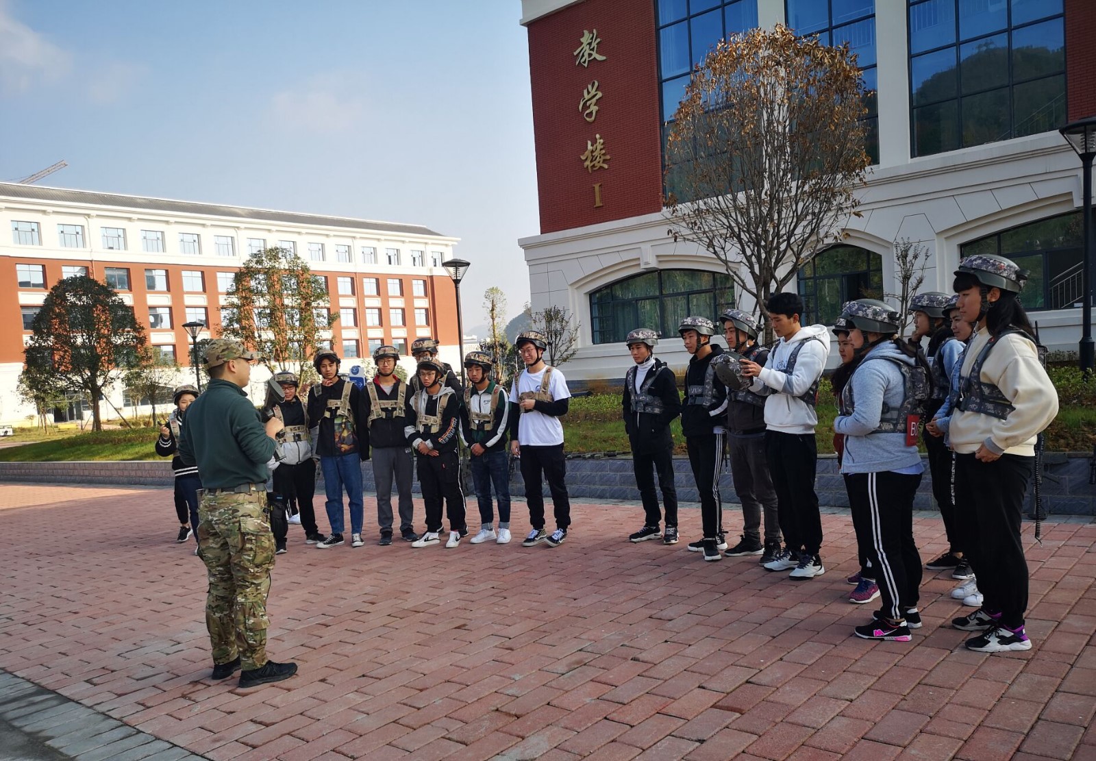 图片3.jpg 图片3.jpg