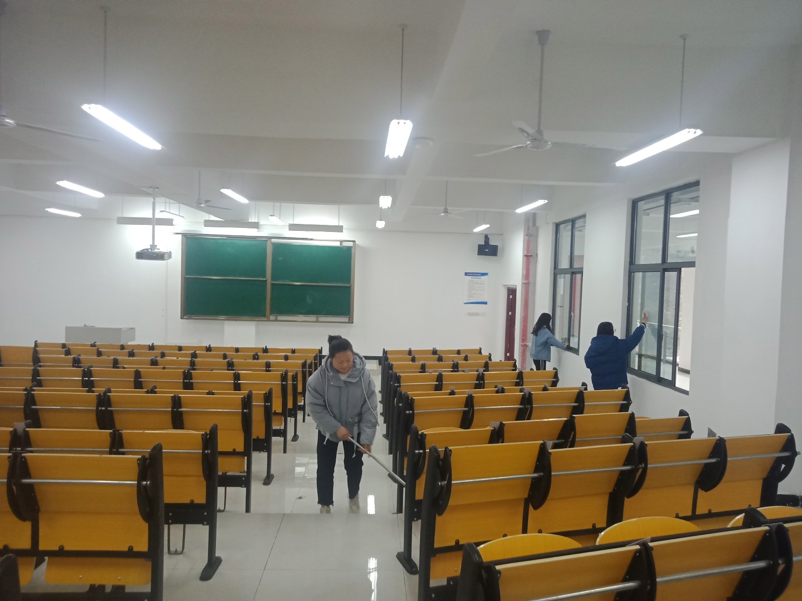 图片7.jpg 图片7.jpg